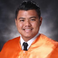 UST-F-CTHM-TRM-MERCADO-Jame-Monren-T-2018-MACHS-2x2-Gray-768x768